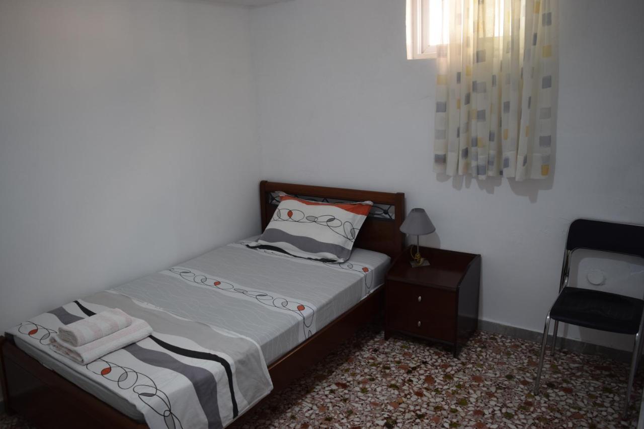 Venetsanou Ketsea 77 Apartman Kalamáta Kültér fotó