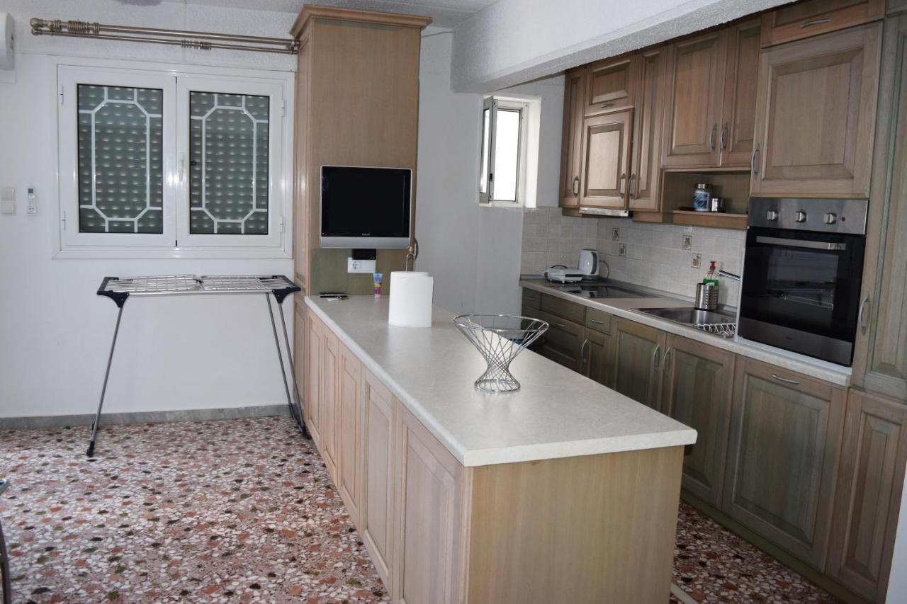 Venetsanou Ketsea 77 Apartman Kalamáta Kültér fotó