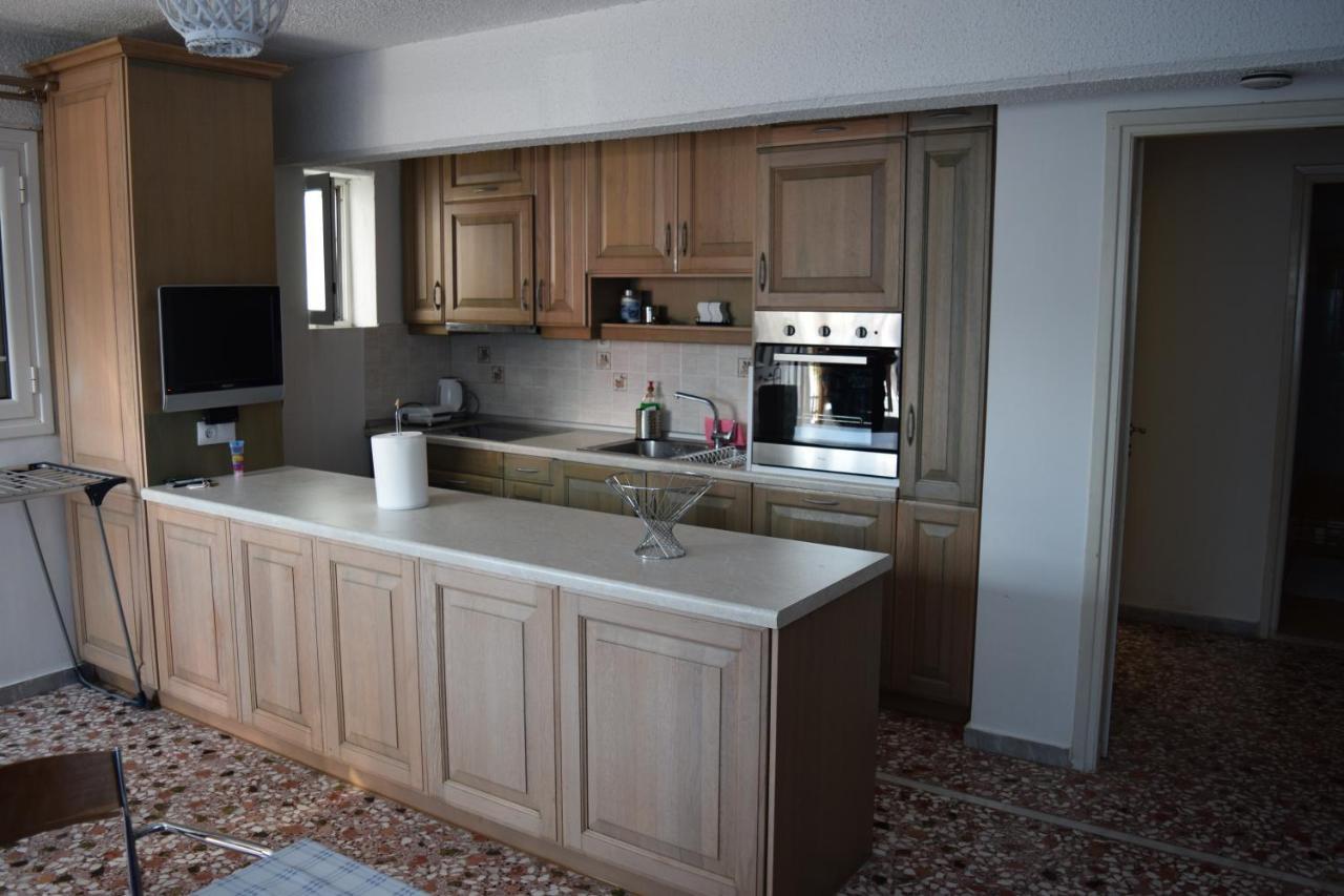 Venetsanou Ketsea 77 Apartman Kalamáta Kültér fotó
